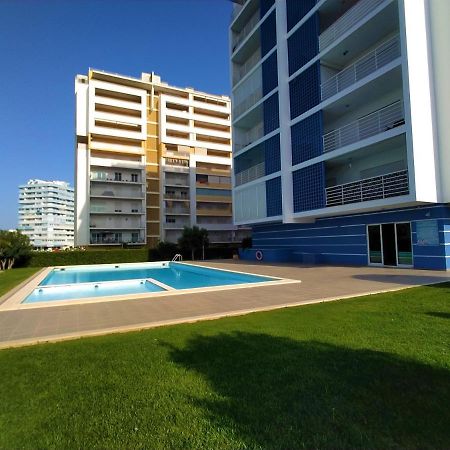 Algarve Beach Vibes Apartment, Wifi, Pool, Ac, Bbq Portimão Exterior photo