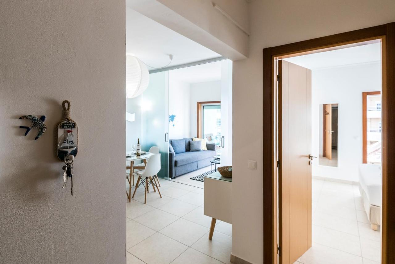 Algarve Beach Vibes Apartment, Wifi, Pool, Ac, Bbq Portimão Exterior photo